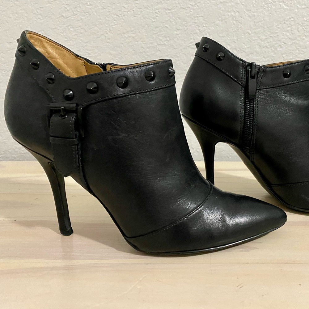 Enzo Angiolini Presly Black Leather Studded Ankle Boots/Shoe Booties Size 6.5